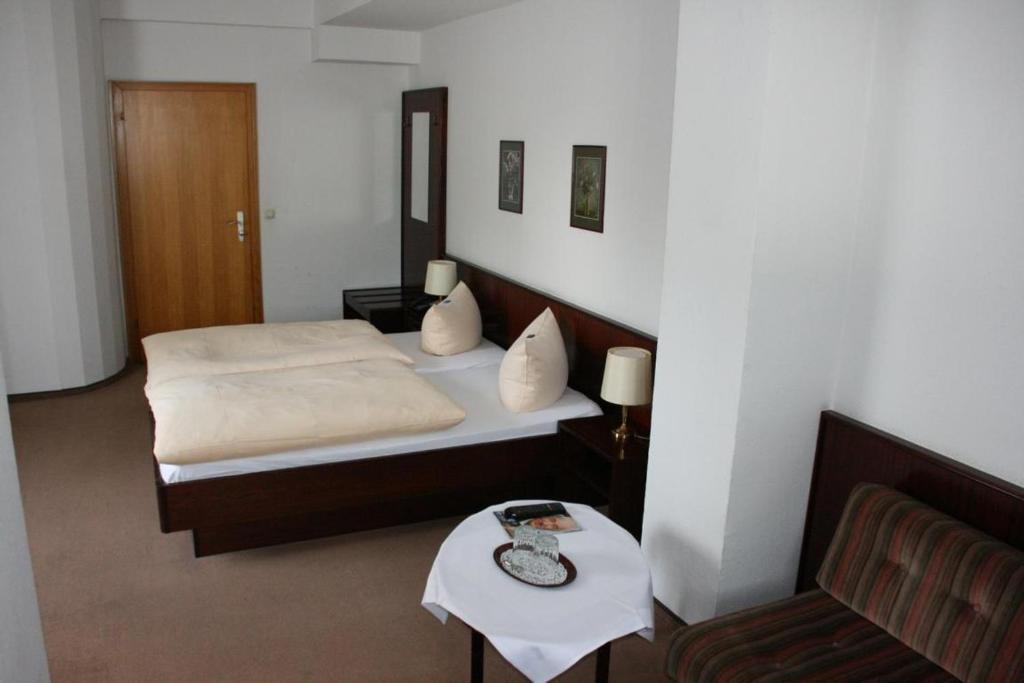 Hotel Diening Essen Bilik gambar