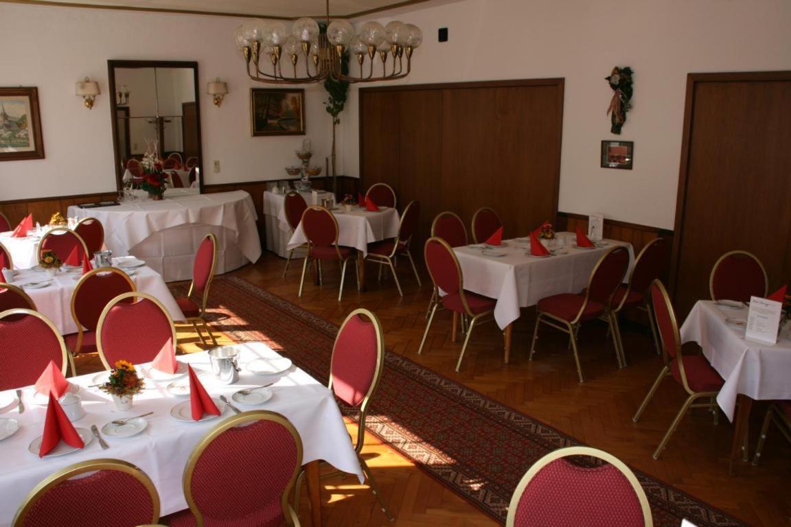 Hotel Diening Essen Luaran gambar